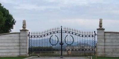 Lillyhall Lodge Retreat entrance